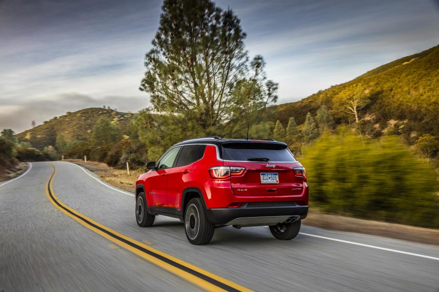  Jeep Compass Limited 2017 года  (NA) (фото 52 из 62)